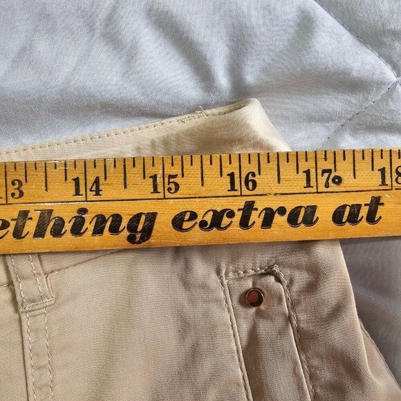 EUC LIKE NEW CHICO'S TAN UTILITY CROP PANTS SIZE 2 / WOMENS LARGE - Picture 12 of 14